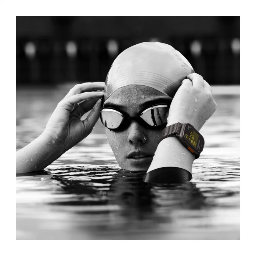 Apple Watch Ultra 2 GPS + Cellular 49mm Black Titanium Case with Dark Green Alpine Loop - S