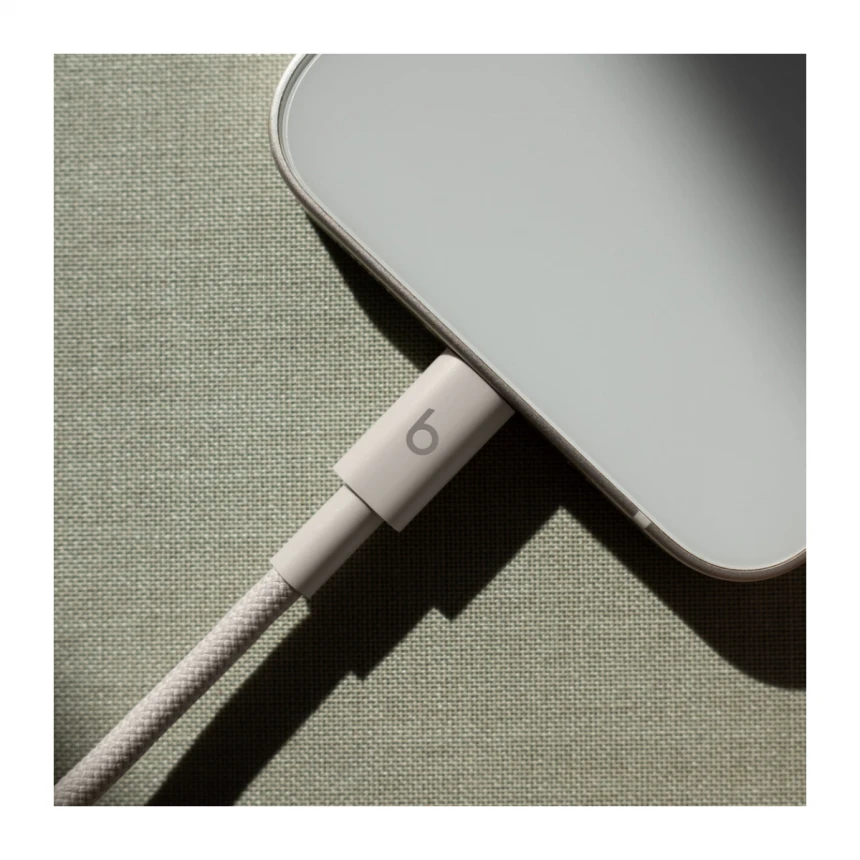 Beats USB-C to Lightning Woven Cable (1.5 m) - Surge Stone