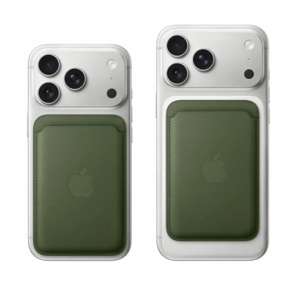 iPhone FineWoven Wallet with MagSafe – Moss
