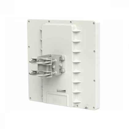 MIKROTIK (RB911G-5HPnD-QRT) QRT 5, RouterOS L4, antena sa kućištem 