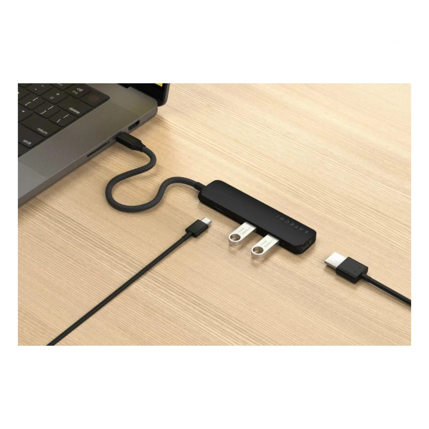 Satechi 4-in-1 USB-C Slim Multiport Adapter 4K - Black