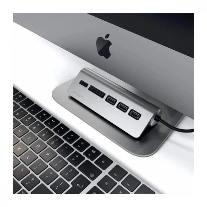 Satechi TYPE-C Aluminum USB Hub &amp; Card Reader - Space Gray